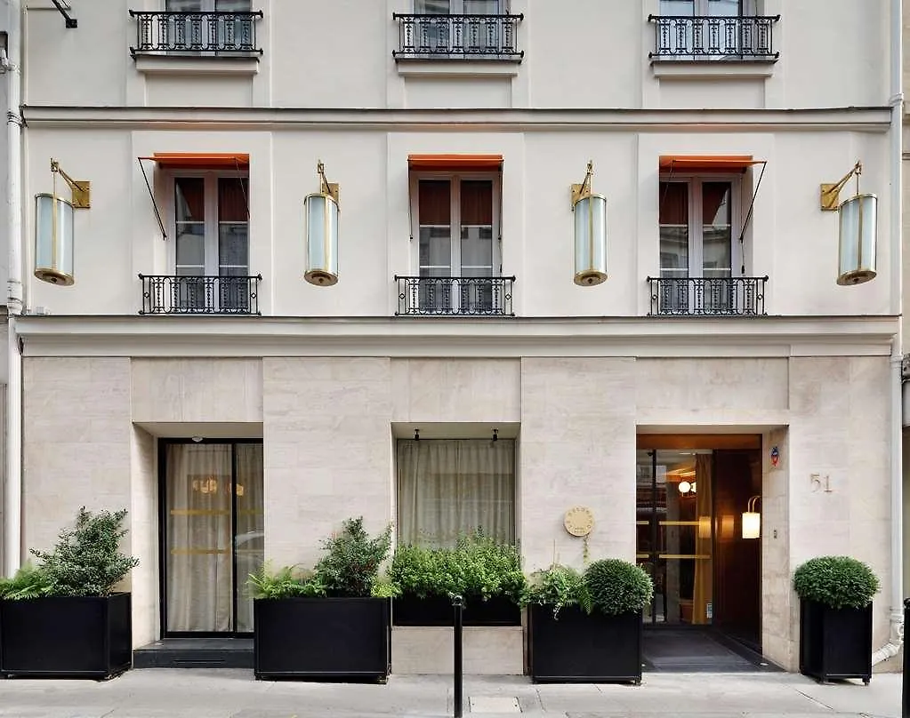 Le Belgrand Hotel Paris Champs Elysees Tapestry By Hilton