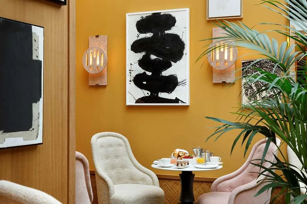 Le Belgrand Hotel Paris Champs Elysees Tapestry By Hilton
